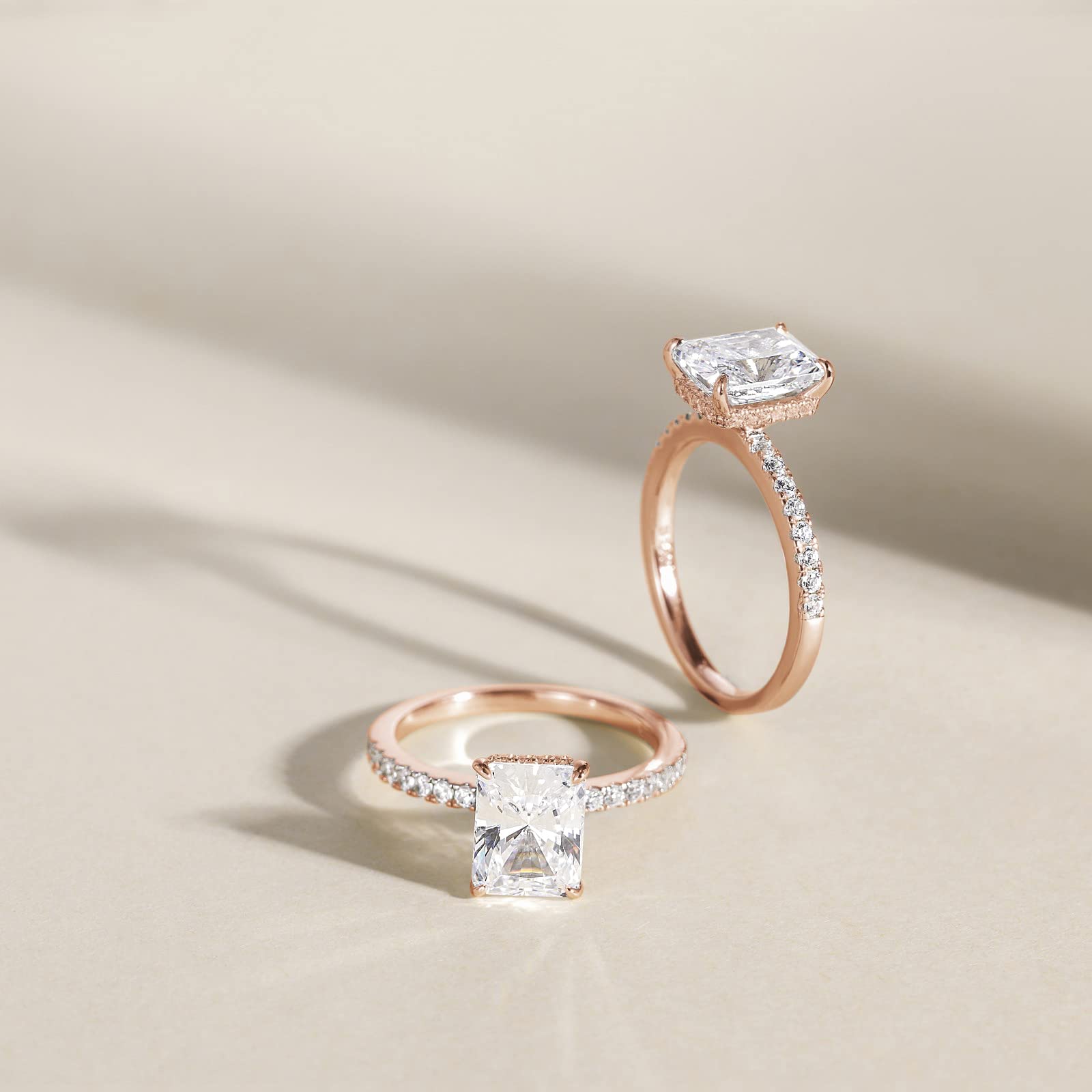 EAMTI 3CT 925 Sterling Silver Engagement Rings Radiant Cut Cubic Zirconia Wedding Band for Women EAMTI 3CT 925 Sterling Silver Engagement Rings Radiant Cut Cubic Zirconia Wedding Band for Women