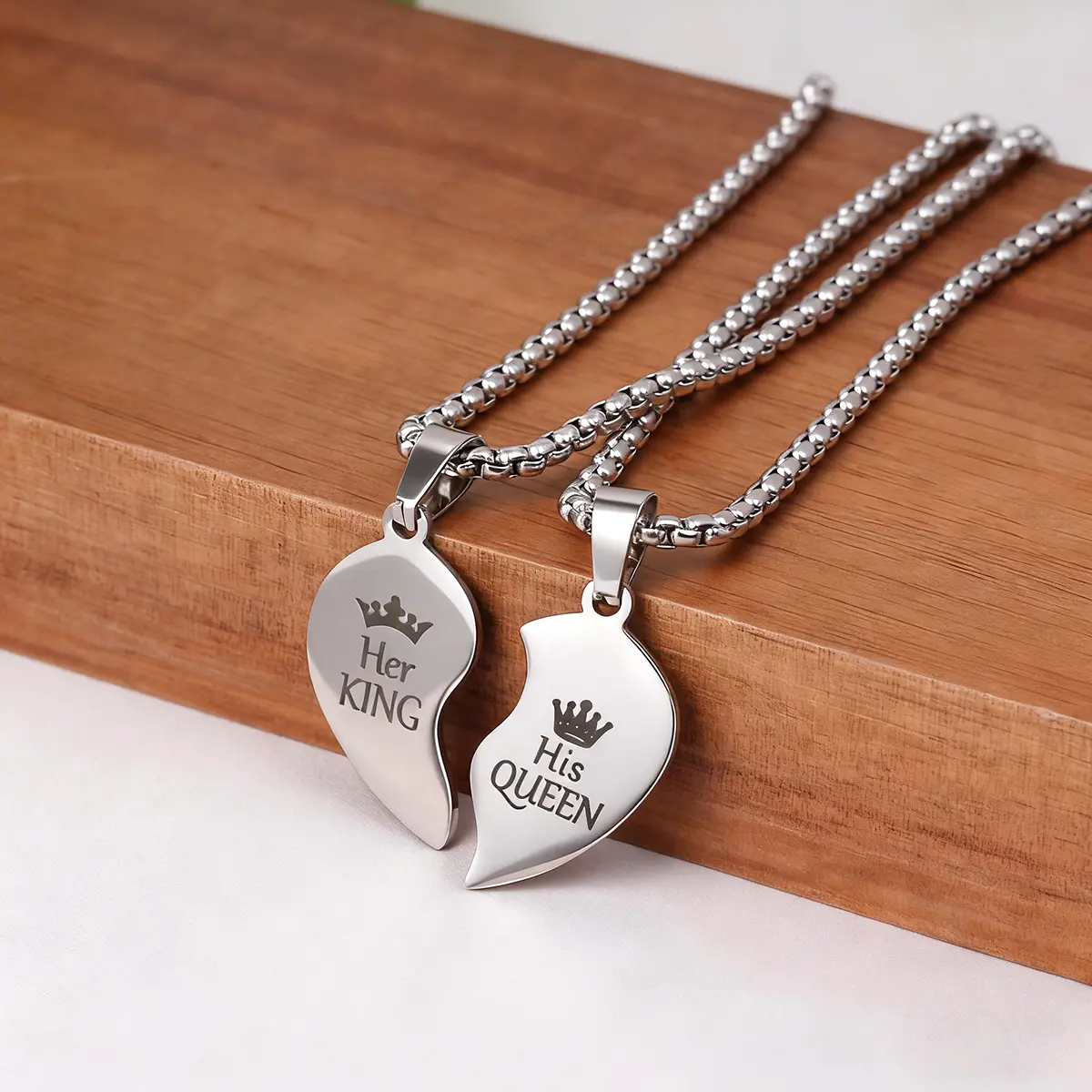 Unisex 2-Pcs/Set 60cm Stainless Steel Chain Necklaces with Letter, King, Queen, Crown, Heart, Dinosaur Pendants - Valentine's Gifts, Gifts for Girlfriend