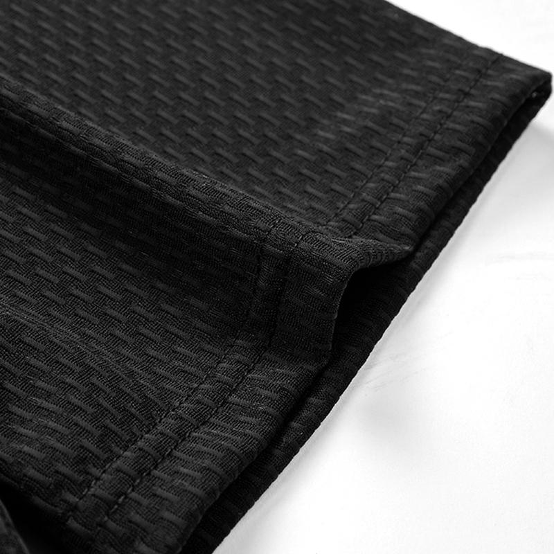 Luxury business shirt, solid color elegant design modern formal shirt, breathable lightweight material comfortable and well-fitting, short sleeve collar design, suitable for business wear, formal casual wear, and men's fashion items