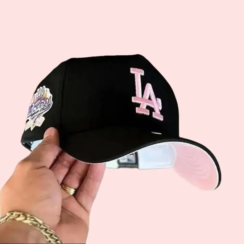 Black Los Angeles Dodgers 9FORTY Snapback Hat, Pink Embroidered LA Logo & Pink Undervisor, MLB World Series Side Patch Cap, Limited Edition 2026 Urban Streetwear Gorra premium, moda urbana para hombres y mujeres