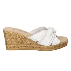 Easy Street Womens Ghita Espadrille  Casual Sandals Casual Mid Heel 2-3" - White