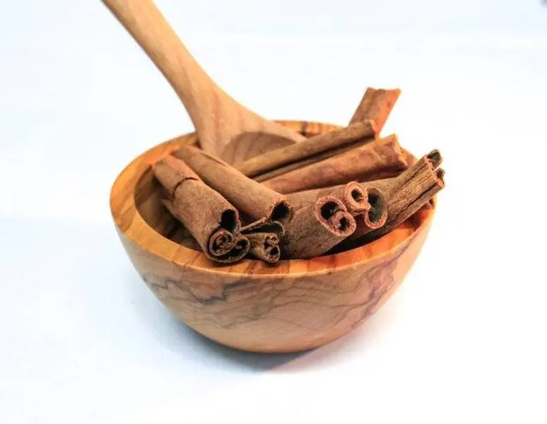 CINNAMON STICKS