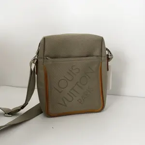 Pre-owned Louis Vuitton . Shoulder Bags Citadin shoulder bag Authentic secondhand