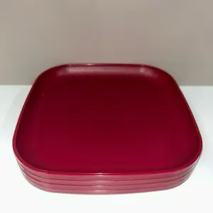 Tupperware Platos Cuadrados Color vino 8”/20cm