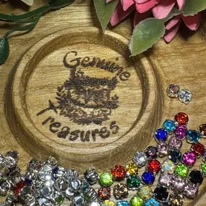 4mm Round Rhinestones 100 pieces per package