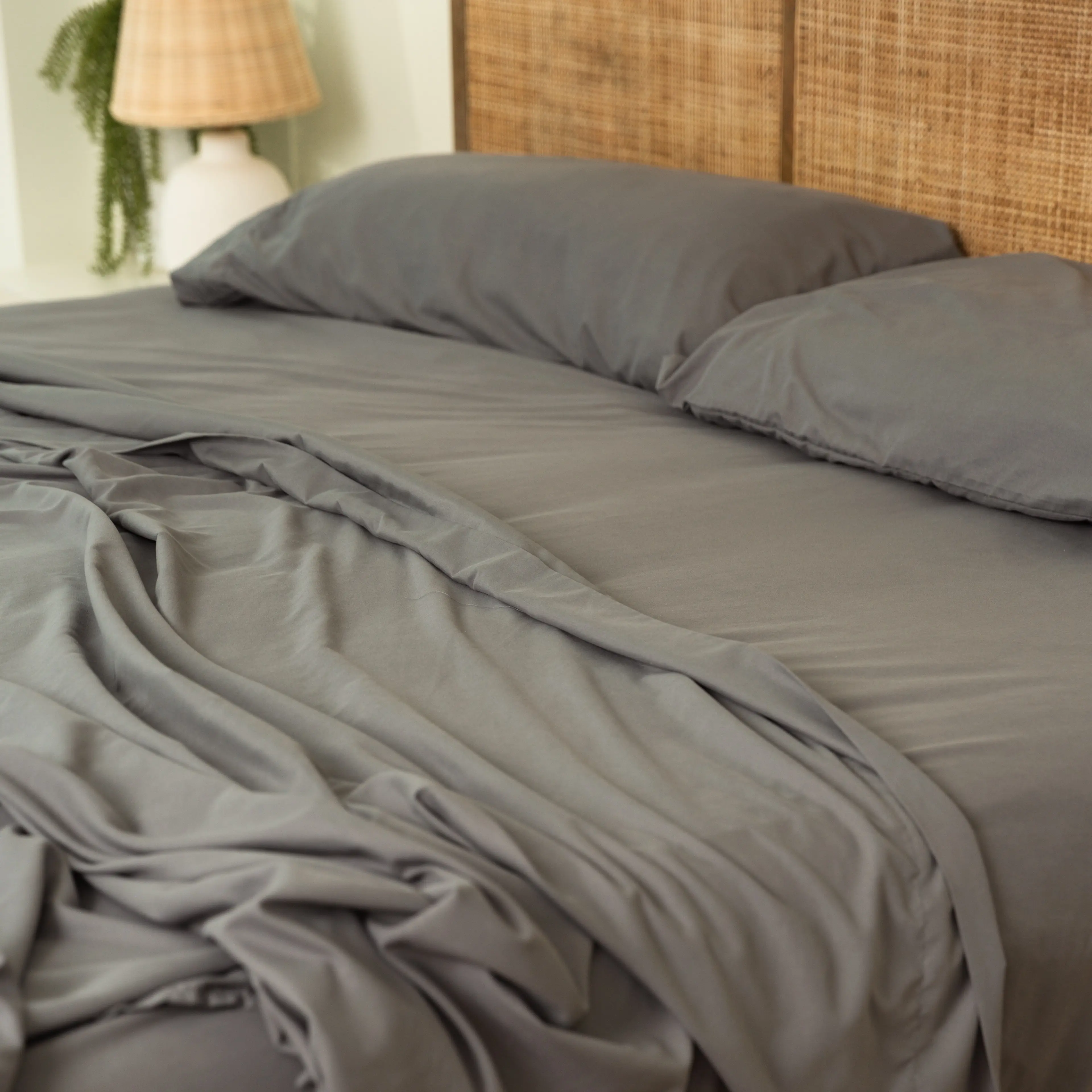 CGK | Soft Essentials Sheet Set – 4 Piece Sheet Set, Easily Fits 8-16 Inch Mattresses - Ultra Soft Wrinkle & Fade Resistant Fabric