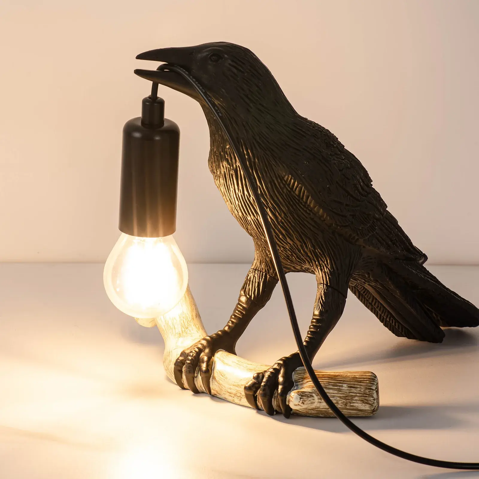 Crow Design Table Lamp,USB Powered Creative Desk Lamp,Desktop Decoration Table Lamp,Decorative Lamp for Bedroom,Living room,Lighting,Home Decor Light