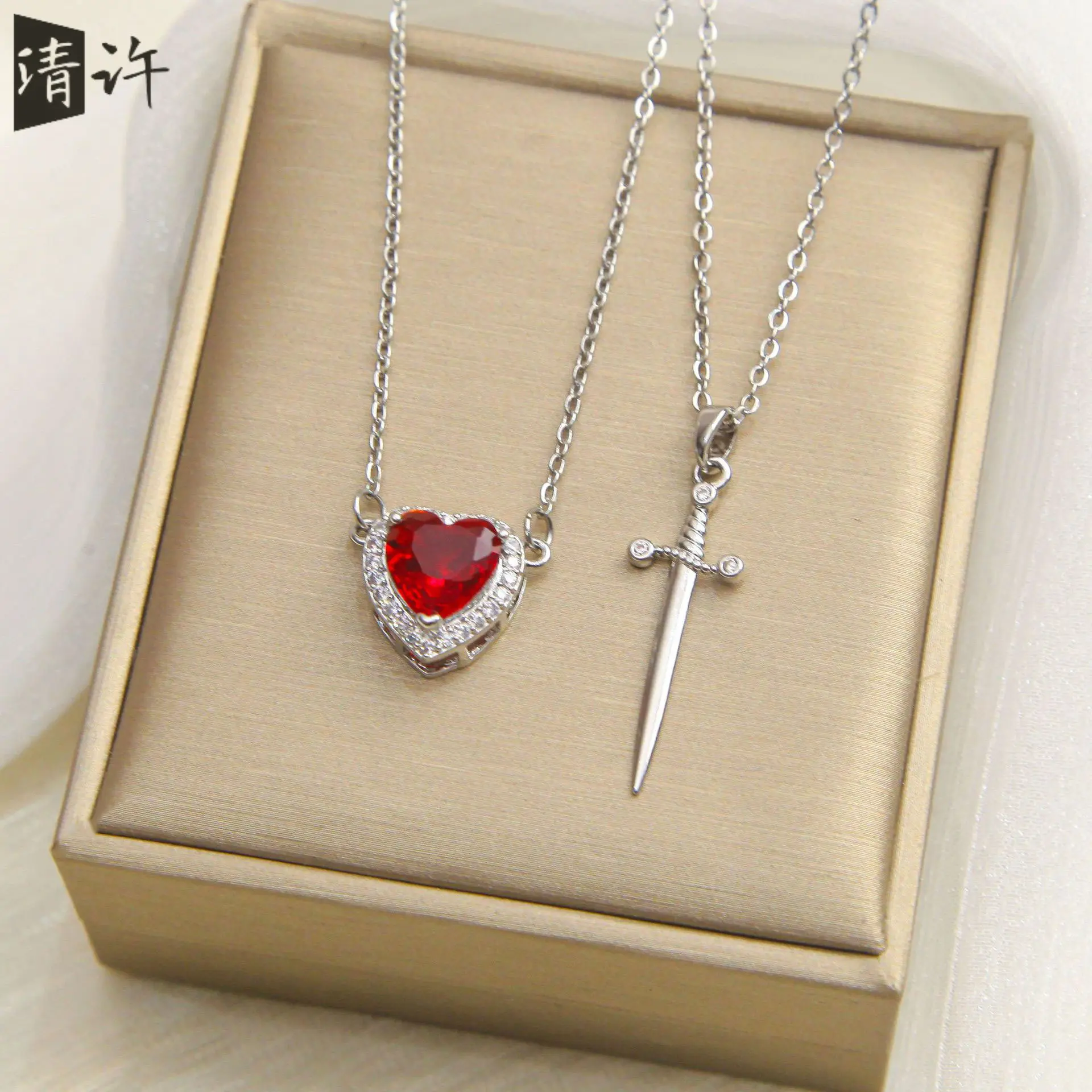 Women's Cupid's Arrow Titanium Steel Necklace Pendant Jewelry - Unisex OL Fashion Couple Accessory, Steel Chain, Sword-Arrow Design, Red Zircon Heart Pendant, Valentine's Day Gift for Females (Titanium Copper Material)