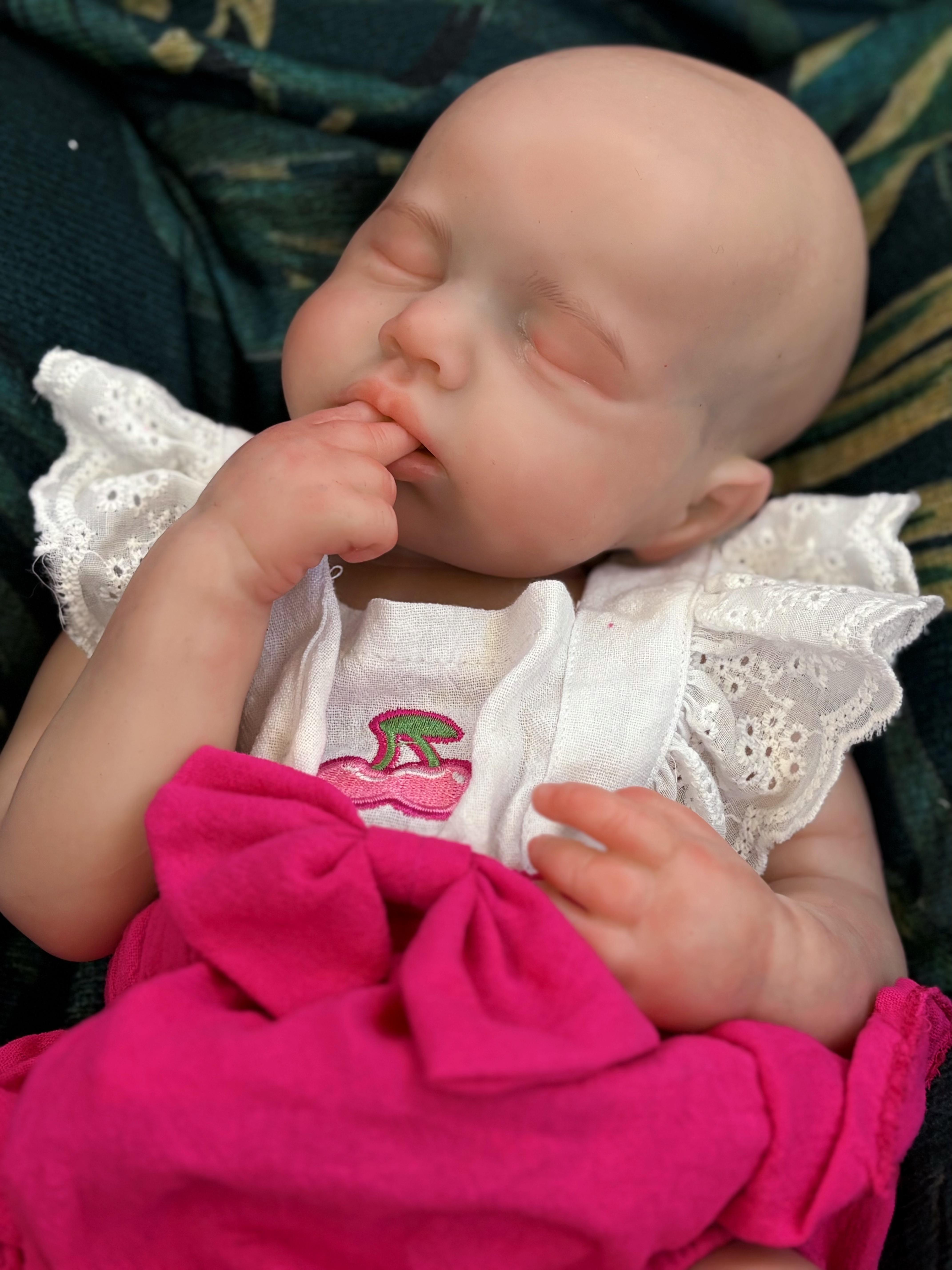 Reborn Doll 18 Inches 45 cm Soft Silicone Lifelike Feel Closed Eye Sleeping Design Newborn Girl Doll with Birth Certificate and Clothing Perfect Gift Rebornbabydoll