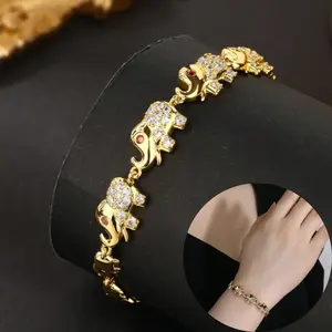 This simple and stylish 14k gold-plated bracelet features an elephant design, perfect for everyday wear, as a gift, or for parties