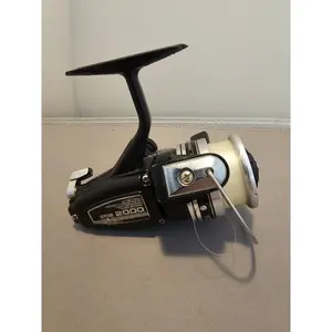 Vintage Ryobi No. 2000 Fishing Reel - No Line Twist - Made in Japan