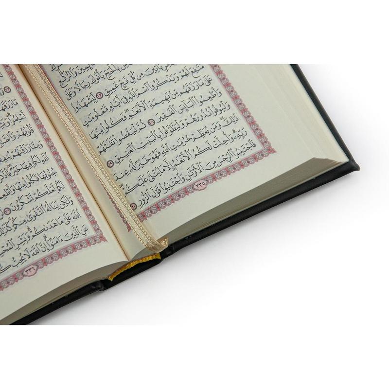 Medina Calligraphy Quran Set with Islamic Finger Counter, Portable Digital Prayer Tasbeeh, Pearl Zikirmatic Beads, 3 Pieces Gift for Ramadan & Eid & Mawlid (Black)