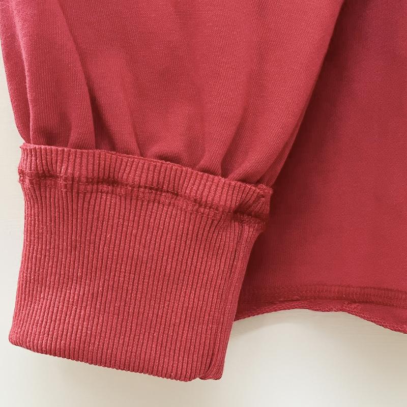 SageVell 100% Cotton Red Heart Patch Sweatshirt Cute Textured Fleece Heart Pullover Cozy Casual Valentine’s Day Top for Women Long Sleeve Loose Fit Round Neck Hoodie