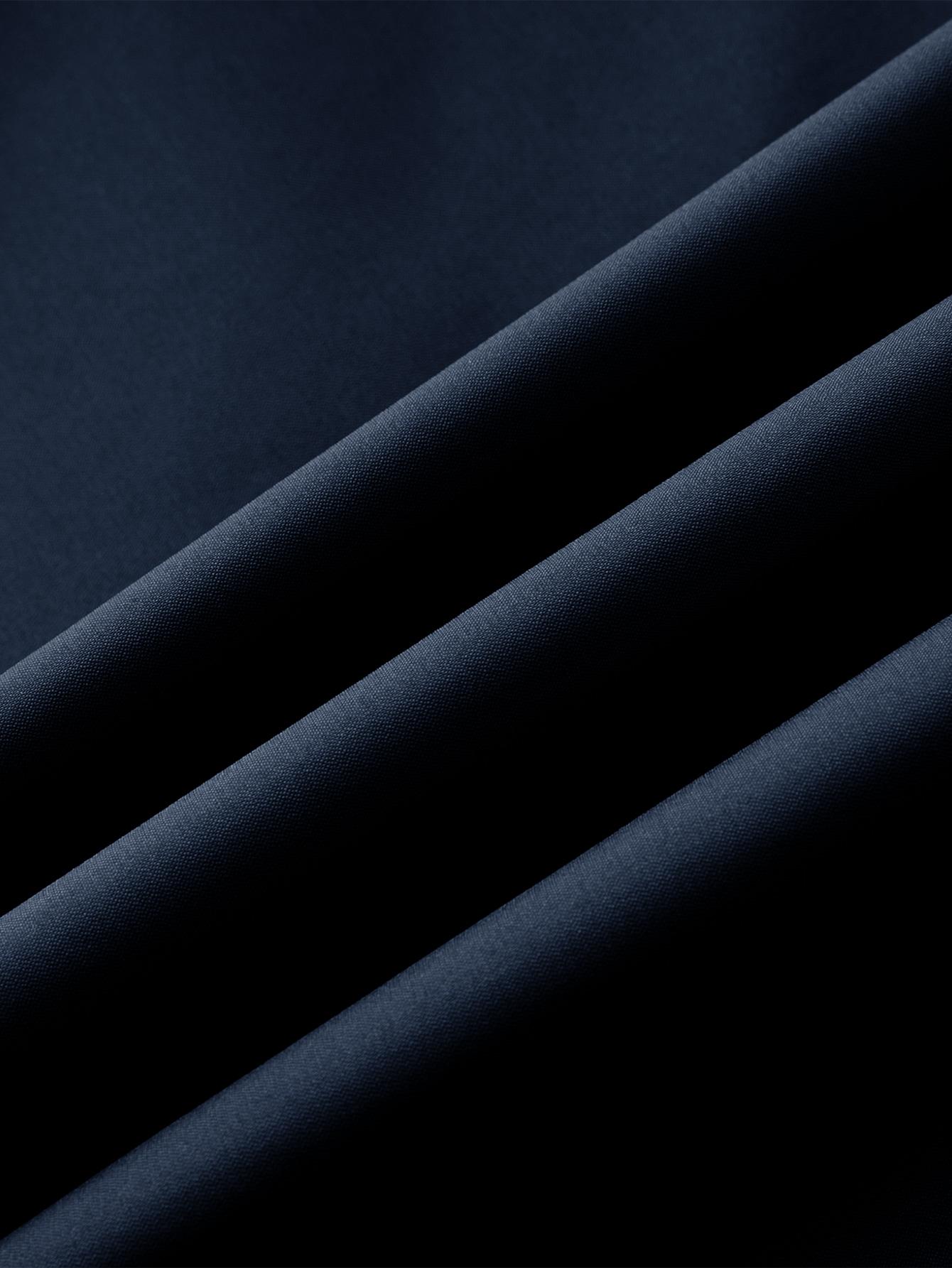 A collared jacket with a patchwork style, visually layered and designed to flatter necklines. The buttoned closure makes it easy to put on and take off. There is one pocket on the left side which is both practical and decorative