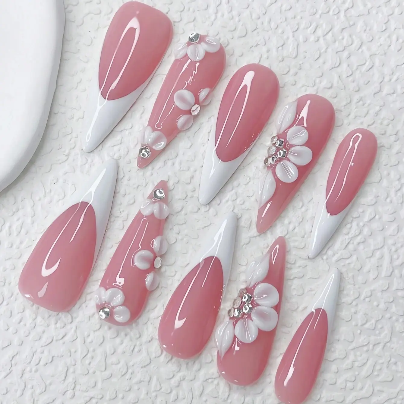 10 pcs Handmade Press on Nails 3D Floral White Tips,Long Stilleto Nails, Y2K Baddie Style, Nude And White Color with French Tips, Floral And Snake Skin Designs, Suitable for Women And, Includes Tools
