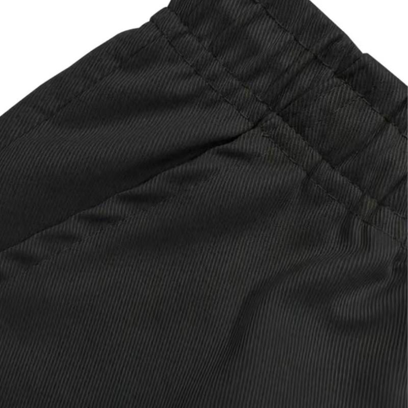 Men’s cargo pants—casual, comfortable long trousers with multiple pockets; suitable for all seasons and versatile for work, outdoor sports, and everyday wear.