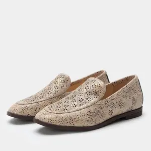 Aliya Walkway Breeze Shoe