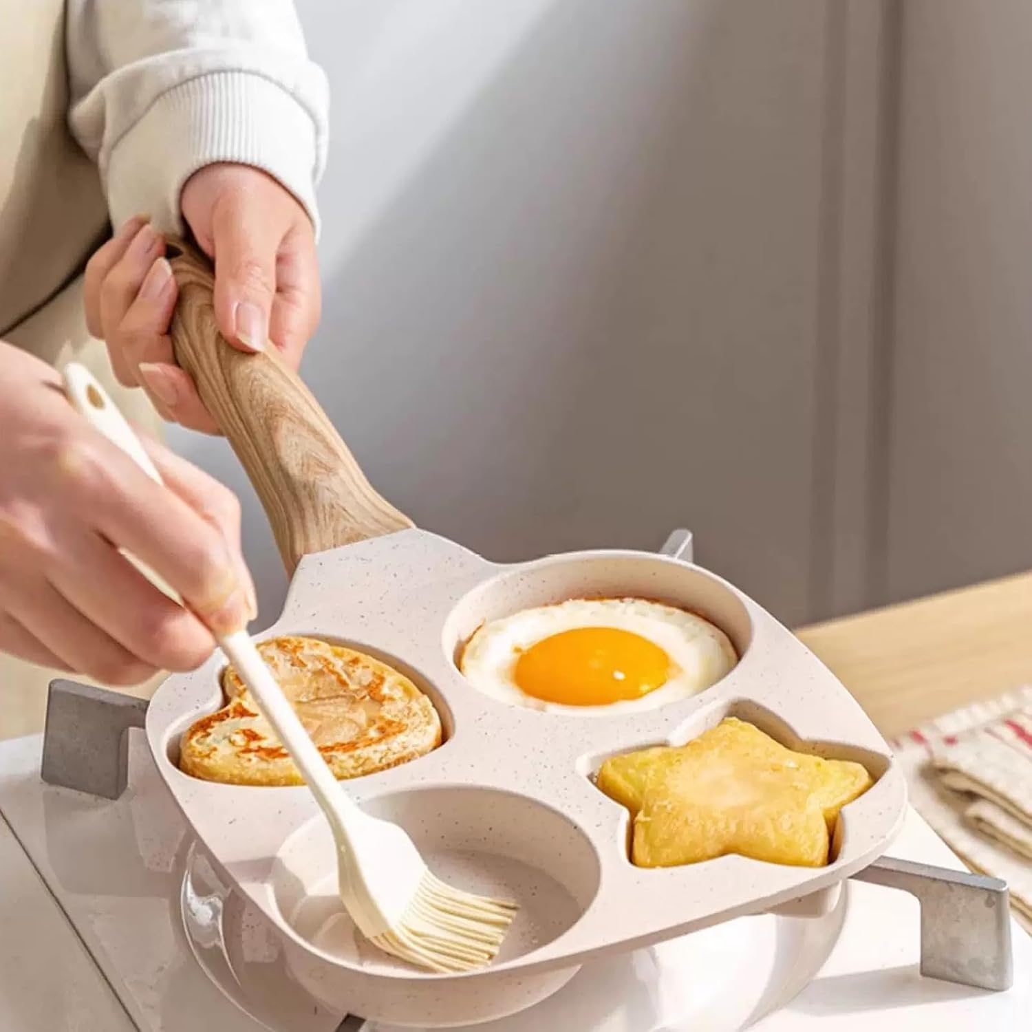 Multifunctional Non-stick Egg Frying Pan–4 Holes Skillet with Wooden Handle,Medical Stone Omelette Maker for Pancakes,Burgers,Breakfast&Quick Cooking at HomeNon-stick Beige Cookware-kitchen supplies-Easter St. Patrick’s Day Holiday Gifts Compact
