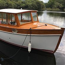 Nilight 4 Gang Rocker Switch Box 12V SPST ON Off Switch QC 3.0 USB Charger Voltmeter Waterproof Aluminum Rocker Switch Panel Night Glow Stickers for Boats Cars RVs Trucks Garage Lighting