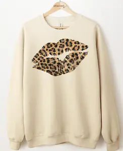 Leopard Lips Graphic Top Leopard Lips Graphic Top