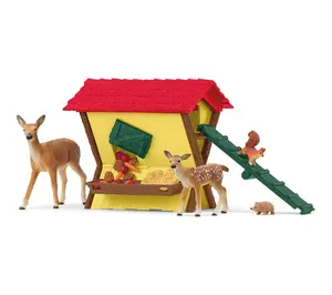 Schleich Farm World Feeding The Forest AnimalsPlayset