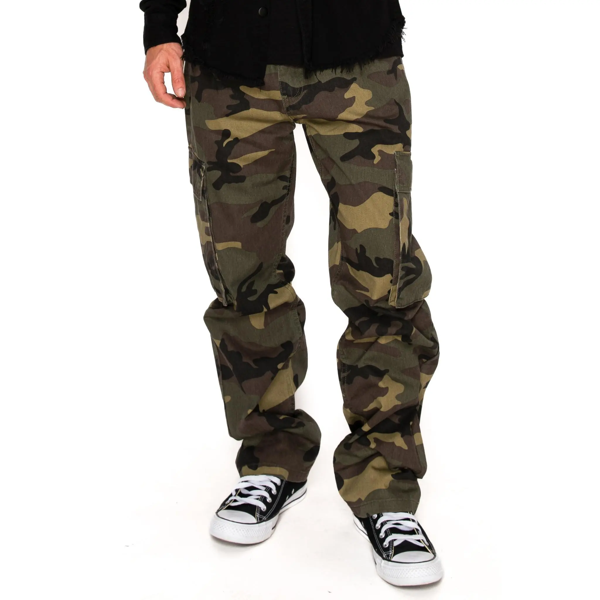 VICTORIOUS OUTLAW Men's  Baggy Cargo Pants, Woodland Camo Print All-Season Streetwear Trousers, Classic, Mens Clothing, Baggy Camouflage Men's Pants, Camo Style Men's Pants