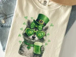 Raccoon St Patrick's Day Shirt,  Comfort Colors Racoon Shamrock Tee, St Patricks' Day Shirt