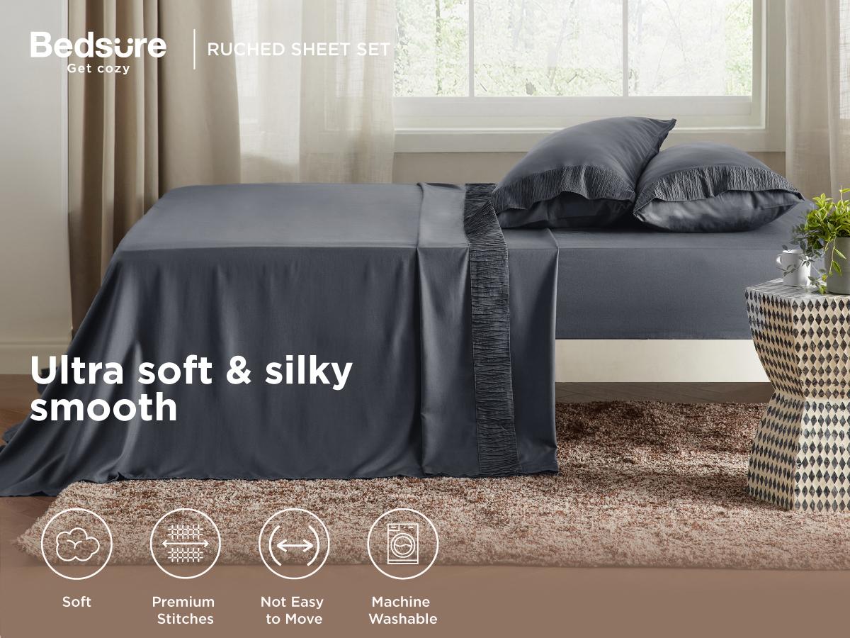 Bedsure 4 Pieces Bed Sheet Set 14 Inch Breathable & Cooling - Hotel Luxury - Easy Care Machine Washable Polyester Microfiber Bedding for Women, Men