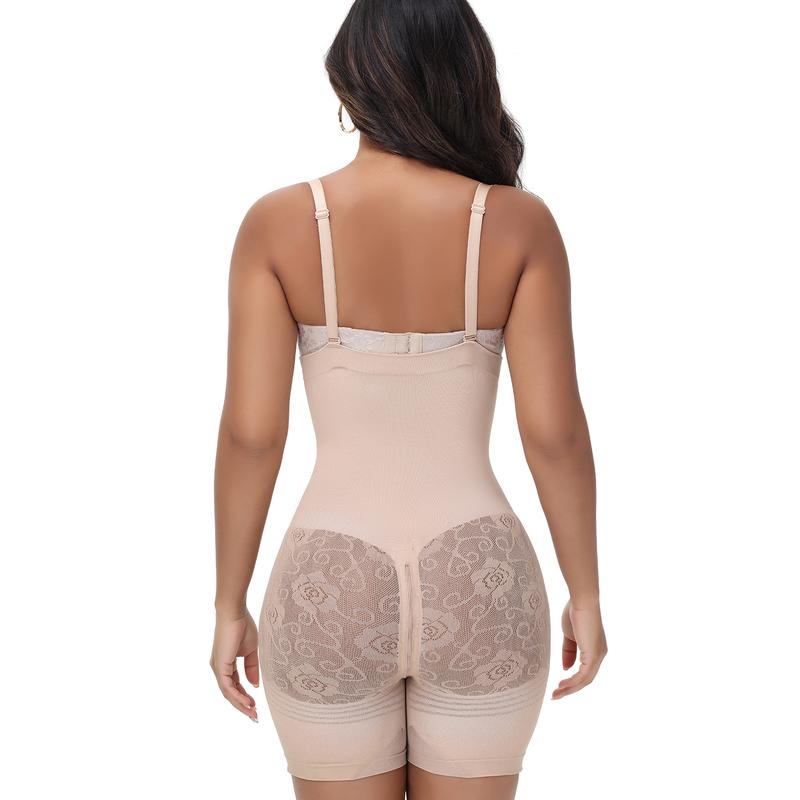 ChicCurve High-Waisted Tummy Control & Butt-Lifting Shaping Shorts for Women Breathable Fabric with Zipper Detail Plain Design Comfortable Bodysuit Minimalist Basic Style Shapewear