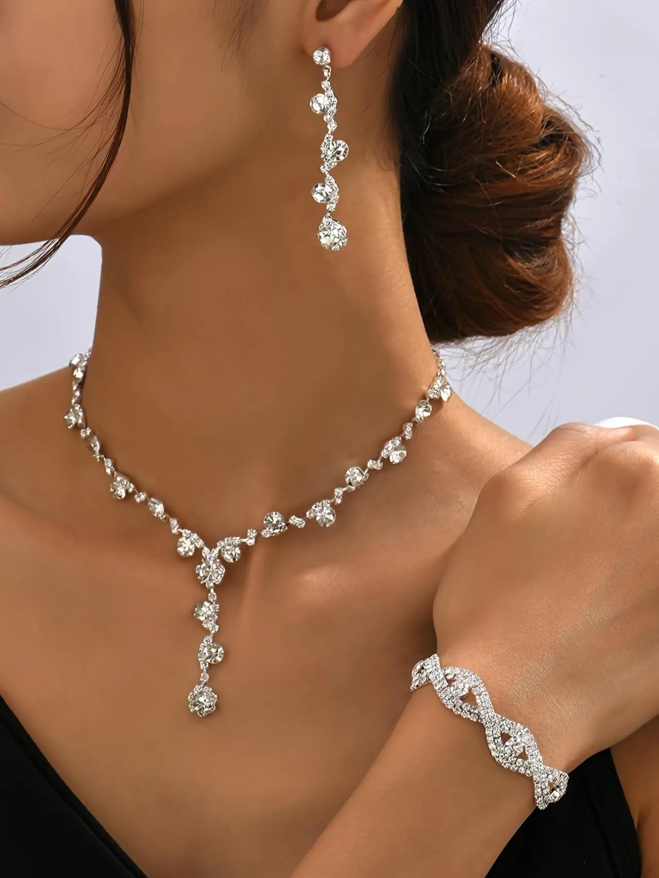 Women's Elegant Rhinestone Decorated Teardrop Matching Jewelry Set, Necklaces Earrings Set, Necklace And Earring Set, Exquisite Trendy Dangle Earrings & Pendant Necklace & Bracelet, Fashionable Jewellery Gift Set As Gift without Box