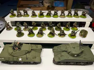 Bolt Action 28mm US Army 27 Men and 2 Tanks Pro Painted WW2 Miniatures Wargaming