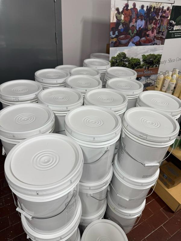 Beautyshea 100% cocoa Butter from Ghana 8 Oz (226.796 g) - Hydrating, Improves Skin Elasticity, Raw, No Fragrance Added, Great for All Skin Types