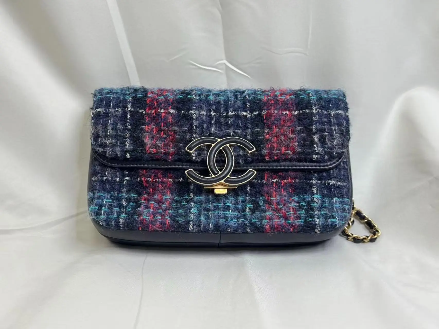 Pre-owned CHANEL tweed Crossbody Bags CC Chic Double Flap Bag Quilted Small