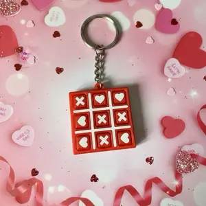 Playable Tic Tac Toe Keychain | 3D Printed Mini Game | Hearts & Xs | Couples Gift | Valentine Keychain | Fidget Game