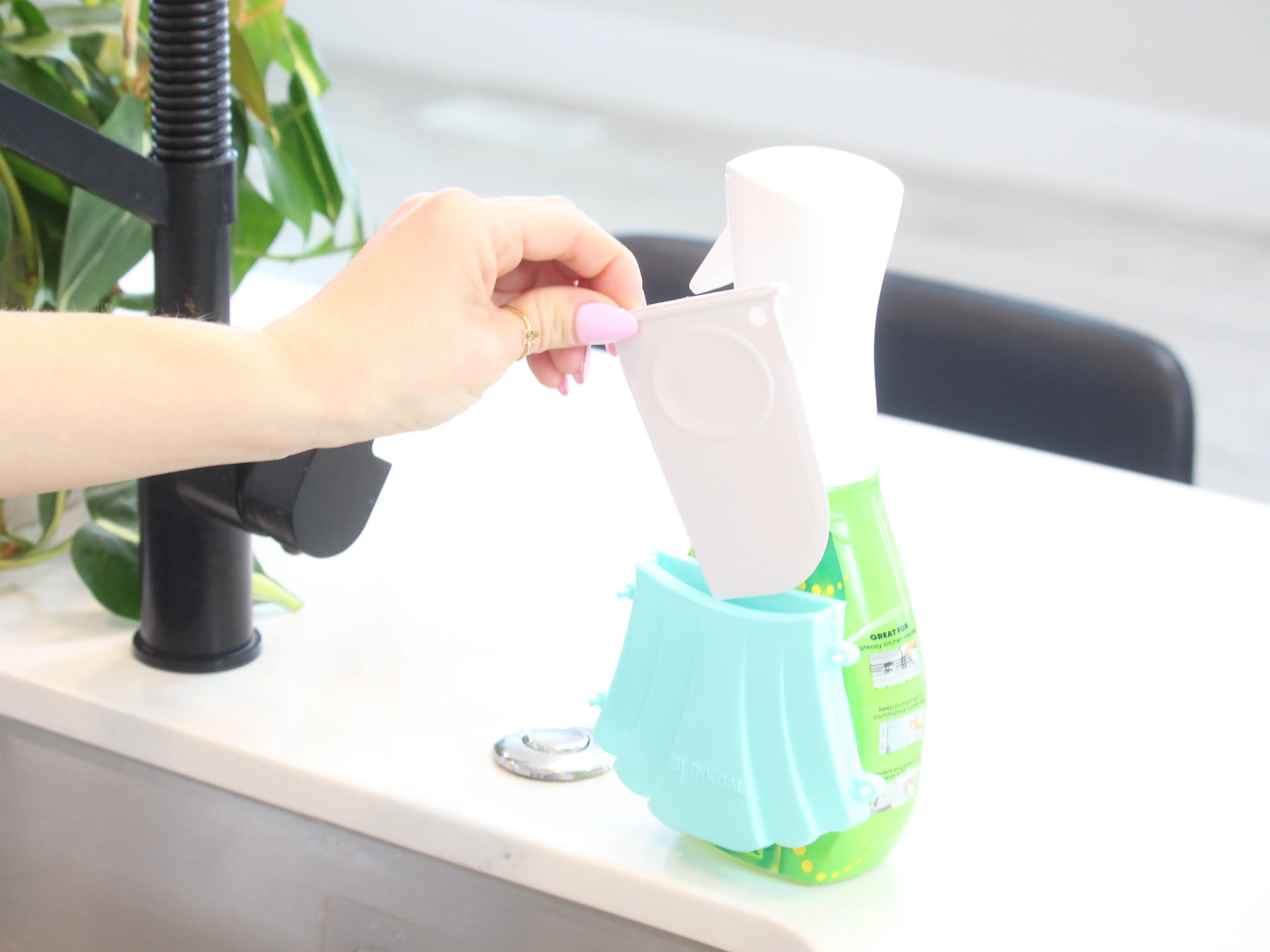 Gunk Gal Wrap A Round Scraper (Teal)