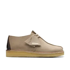 Clarks Originals Womens Desert Trek. Lace Up