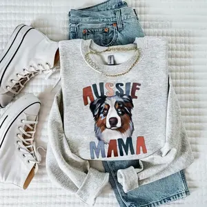"Aussie Mama" Graphic Sweatshirt, Cute Australian Shepherd Design, Cozy & Stylish, Perfect Gift for Dog Lovers and Aussie Owners