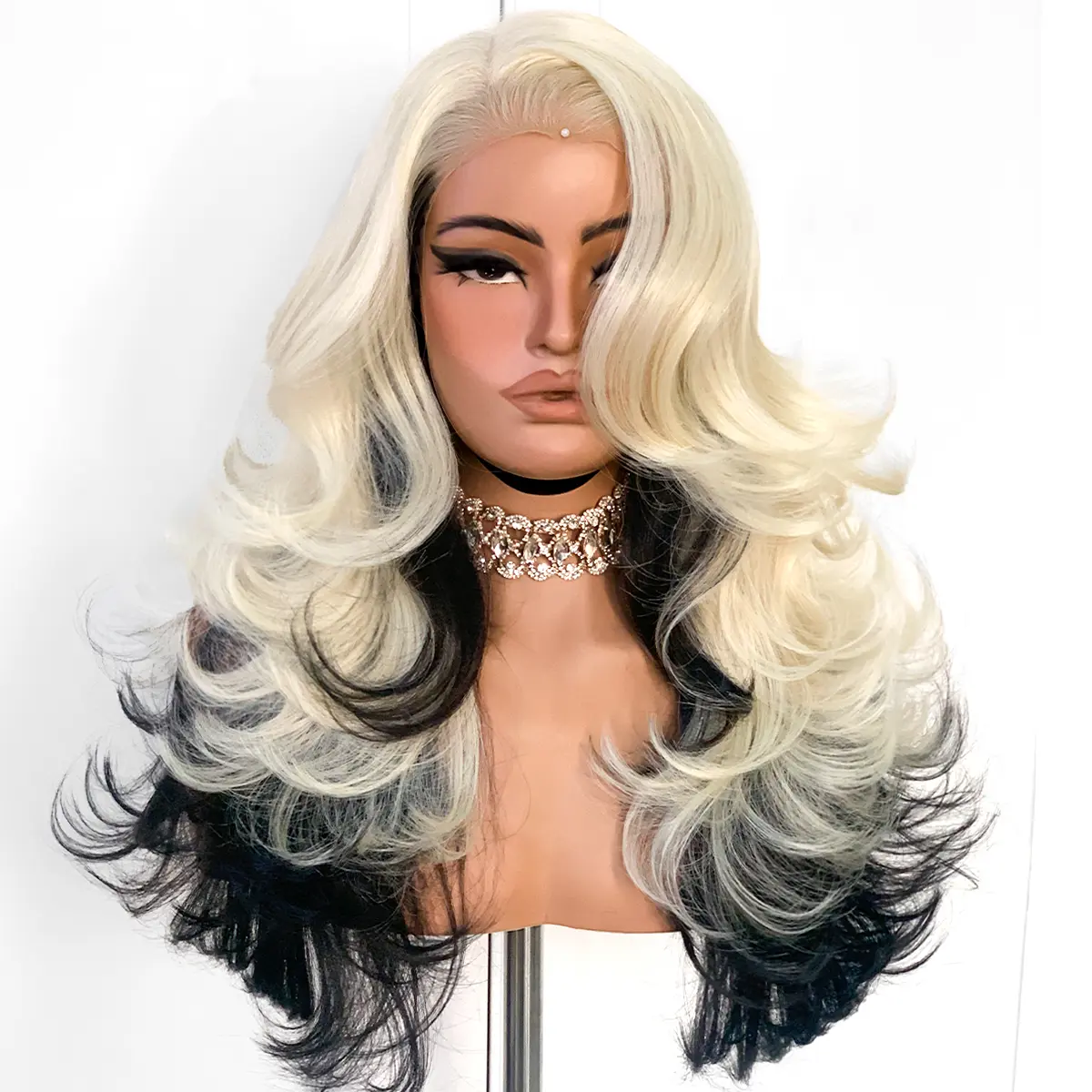 BLACKSWERN Feather Layers Wig Pre Plucked Cutting Style 13x6 Synthetic Lace Front Wig Glueless Natural Hairline Curly Lace Wig Soft Curly Wig Coily Textured Wigs 22inch
