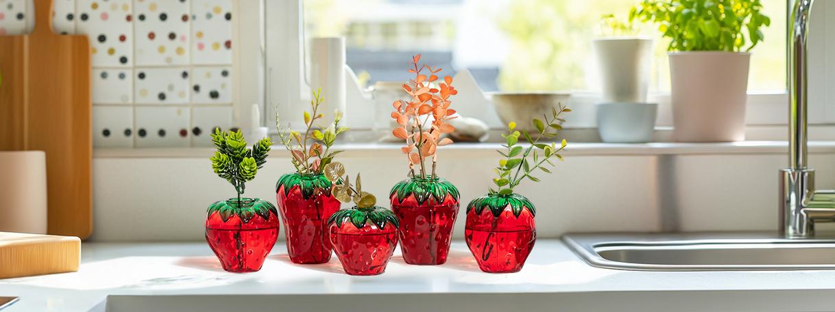 Glass Strawberry Propagation Vases for Plants: Cute Strawberry Decor for Home Kitchen Bathroom Office - Unique Indoor Hydroponic Planters Gifts for Mom Women Glass Strawberry Propagation Vases for Plants: Cute Strawberry Decor for Home Kitchen Bathroom Office - Unique Indoor Hydroponic Planters Gifts for Mom Women