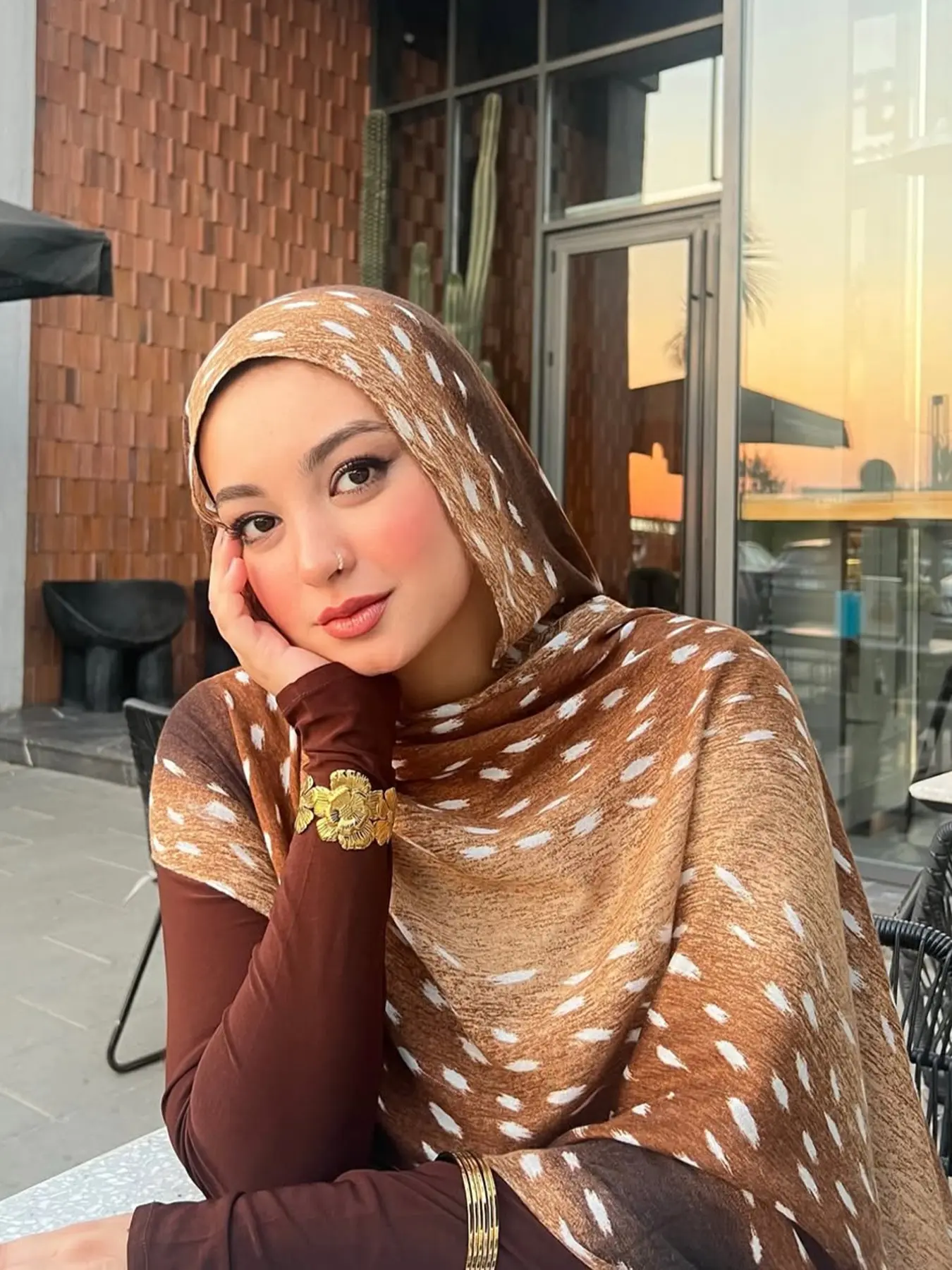 Watercolor Deer Spot Gradient Printed Head Scarf, Casual Fashionable Women's Lightweight Single-Sided Material, All Seasons Travel Daily Wear