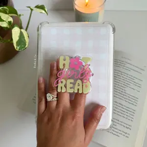 Hot Girls Read Magnetic Kindle Grip, Bookish Girl MagSafe Kindle Grip, Magnetic Kindle Holder, Kindle Accessories, Bookish Gifts for her