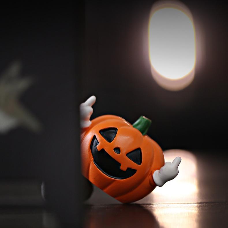 MUNBYN Pumpkin Halloween Gift Figurine - Funny Middle Finger Design for Pranks & Decor - Durable Stone Ornament for Quirky Halloween Accessories in Elegant Box
