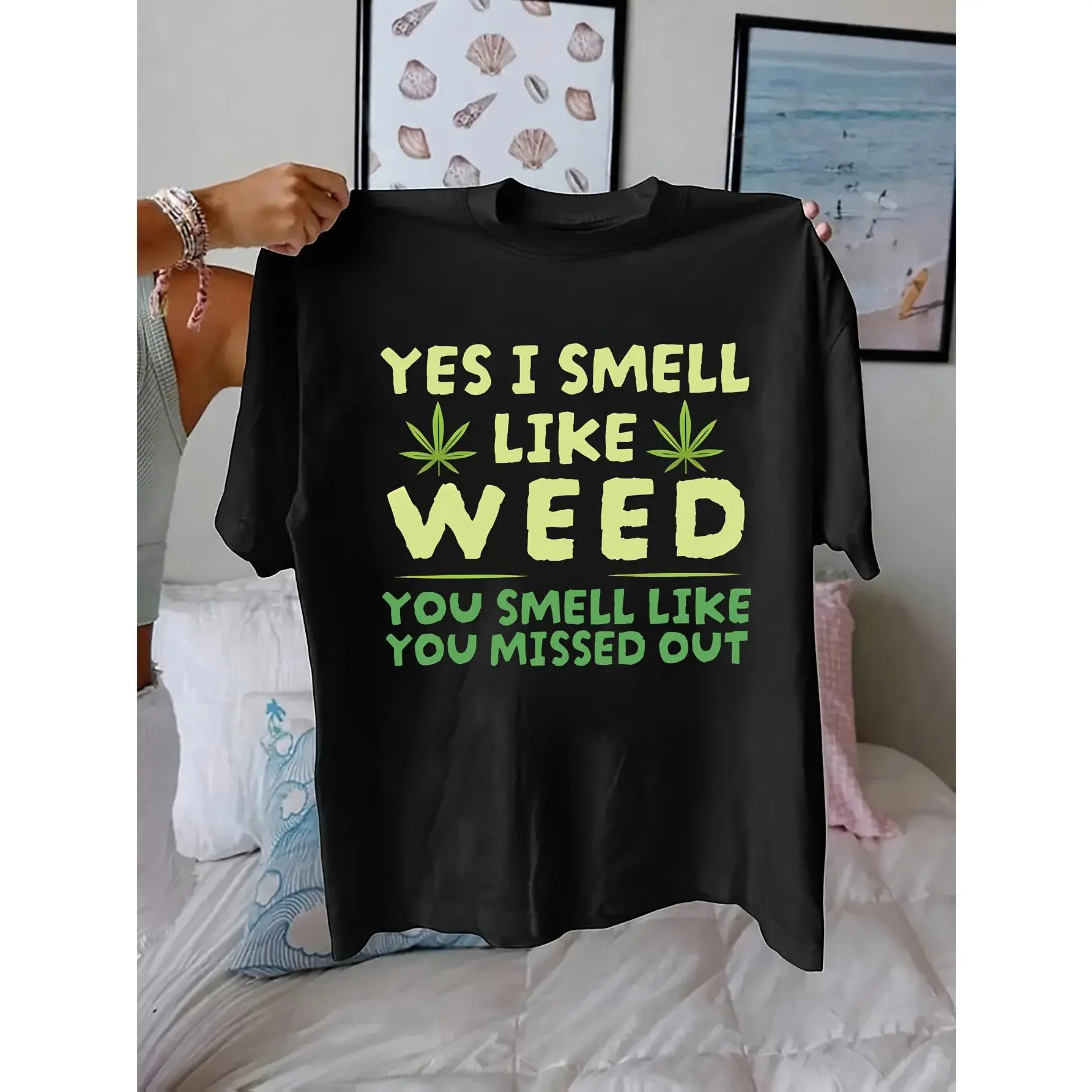 Breathable Soft Round Neck Short-Sleeve "Yes I Smell Like Weed" Graphic Print Menswear T-Shirt, Black Tee with Green Leaf Design, Casual Knitted Streetwear for Spring Summer Everyday Wear
