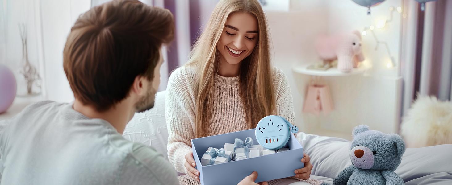 NTONPOWER Travel Power Strip Cruise Essentials approved Round Strip 3 AC Outlets 4 USB Ports (2 USB C) 20W 4FT Wrapped Around compact Extension Cord Home Office Perfect Gift for Travel Essentials