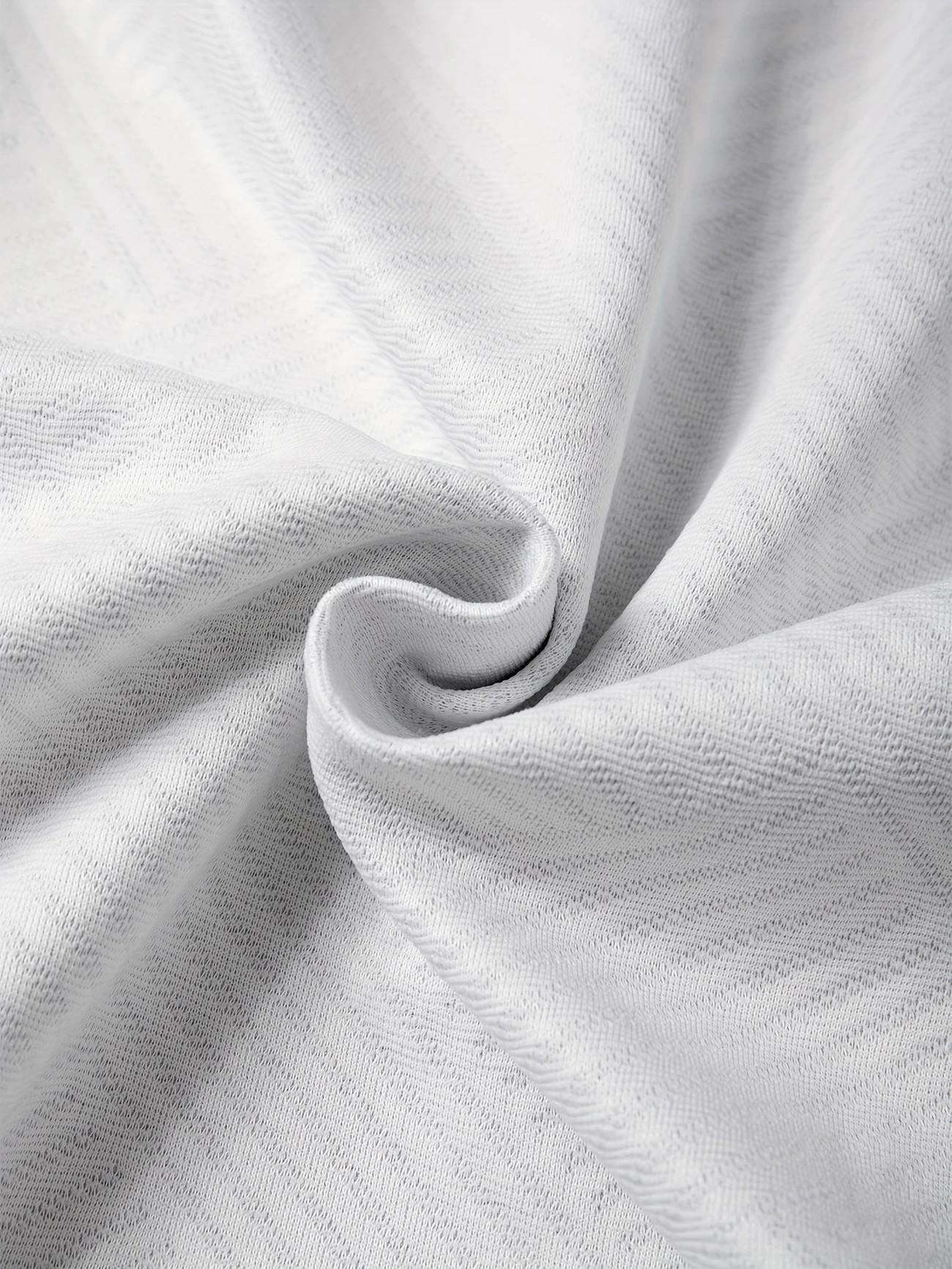 Two-piece sports set with unique button design, elegant and comfortable for daily wear