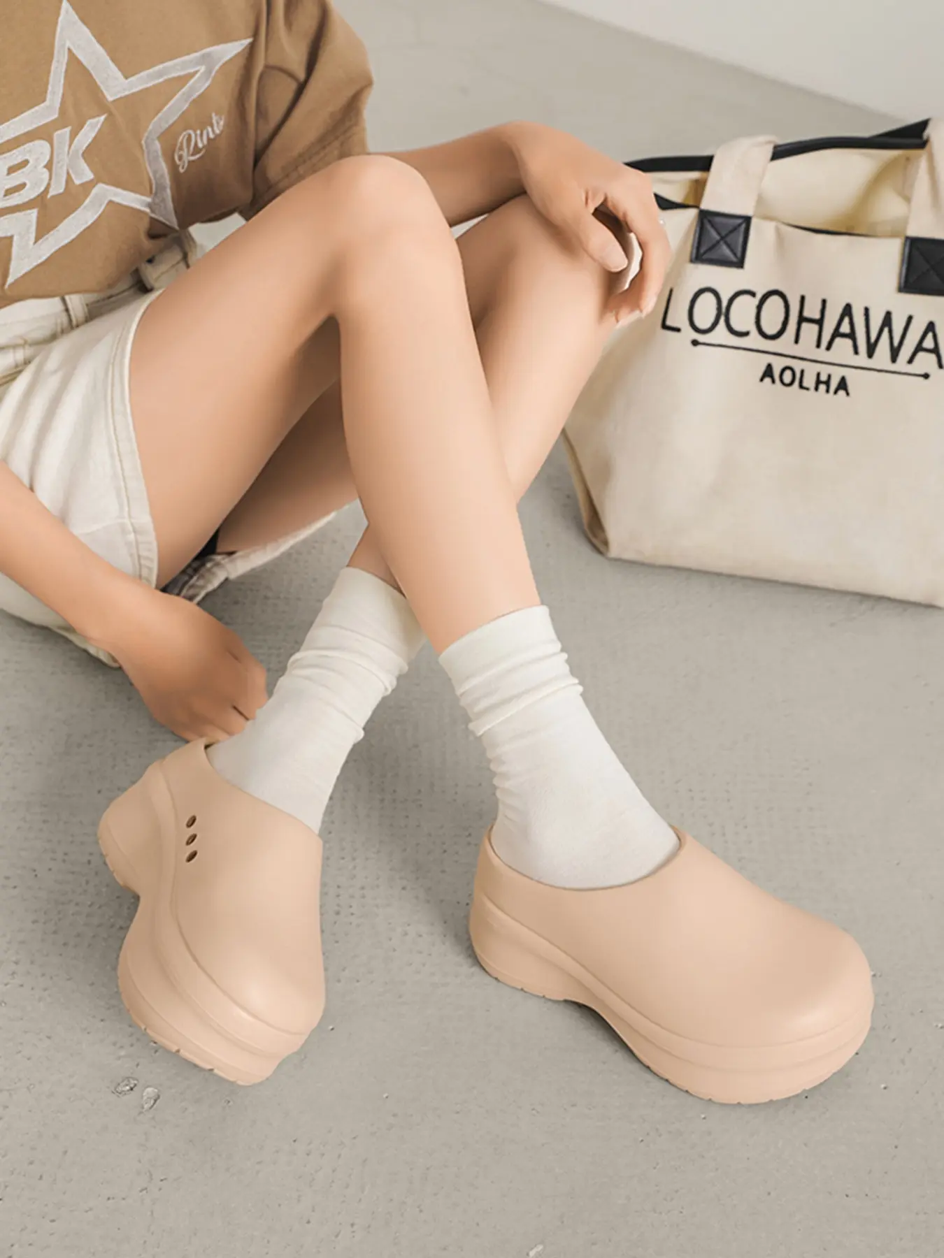 Women's Thick Sole Fashion Hole Shoes, Chef Shoes with Soft Cushioning Insole, Winter Casual Slippers for Women, All Season Wear, EVA Beach Slippers, Thick Bottom Slippers, Ladies Slippers, Thick Cushioned Slippers, Thick Soled Slippers