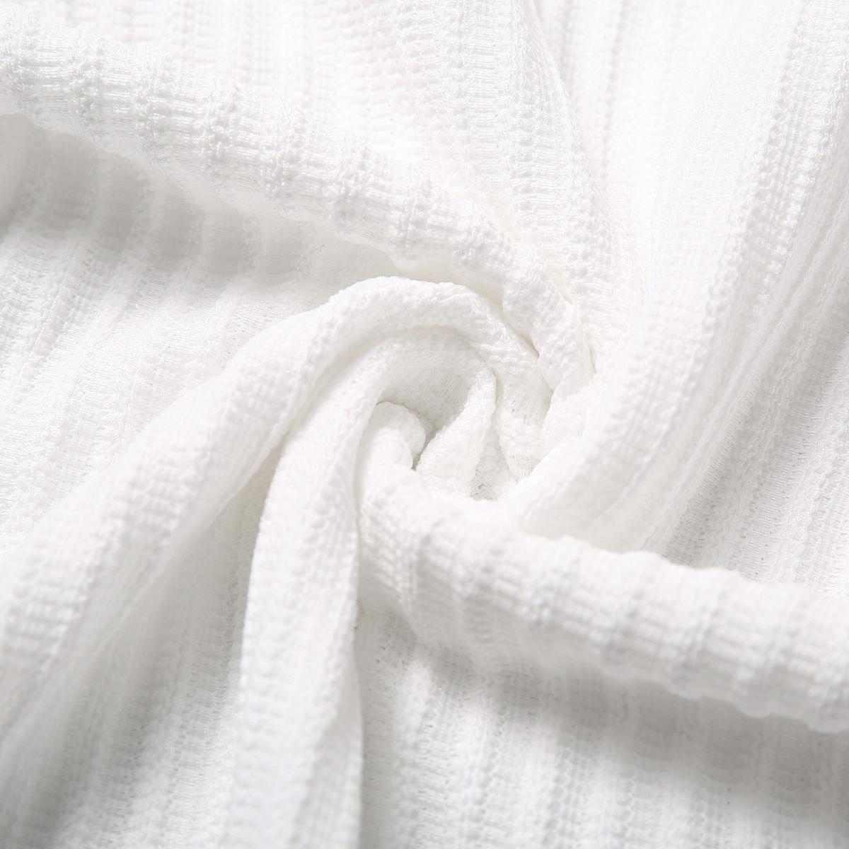 Classic men's solid color summer polo shirt shorts set, regular version with vertical fine stripe texture and exquisite collar design to create a refined casual look