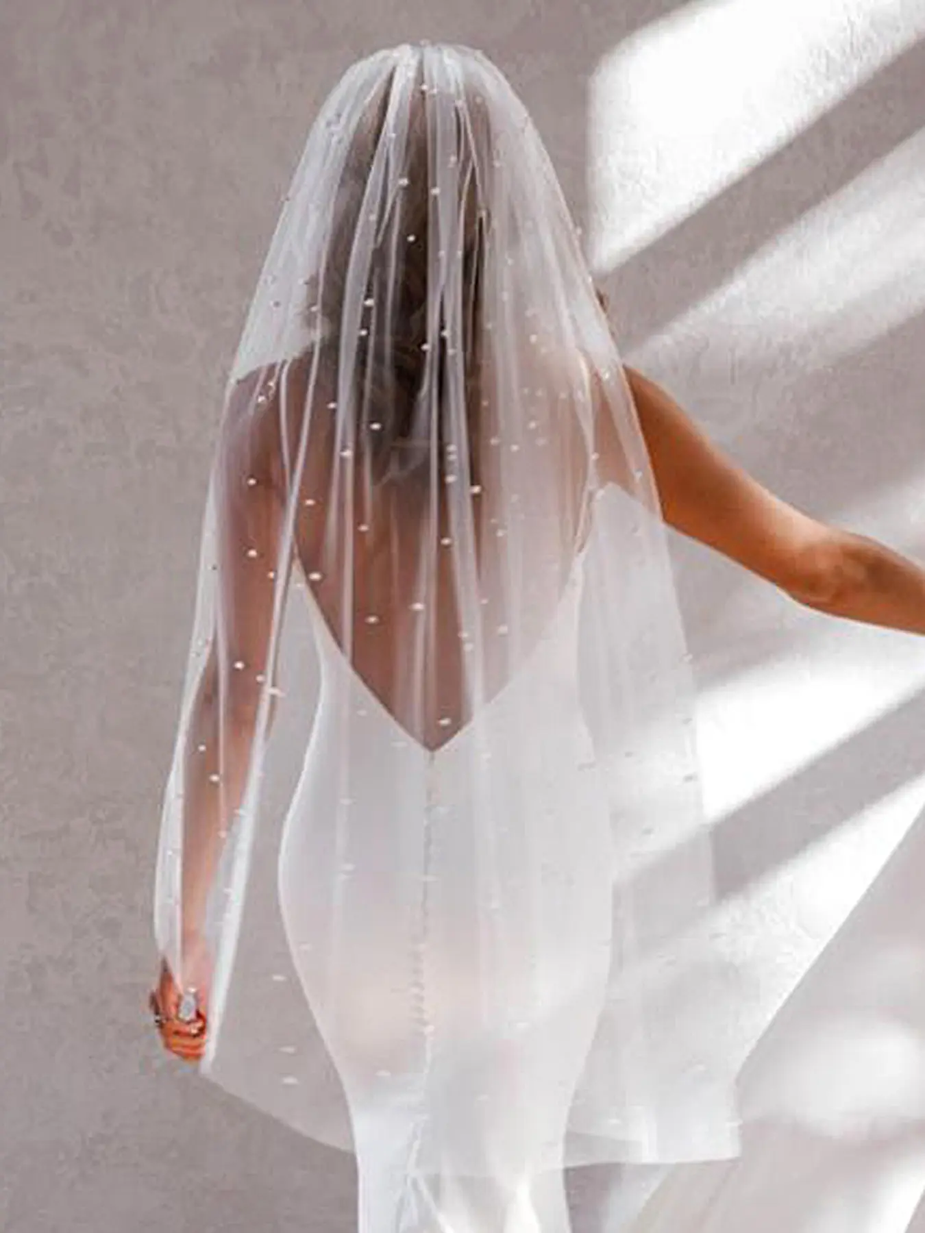 Bridal Wedding Veil with Faux Pearls, Cathedral Pearl Tip Bridal Veil, Small Chapel Pearl Tip Veil, Elegant Bride Accessory, Trailing Veil, Wedding Veils for Brides