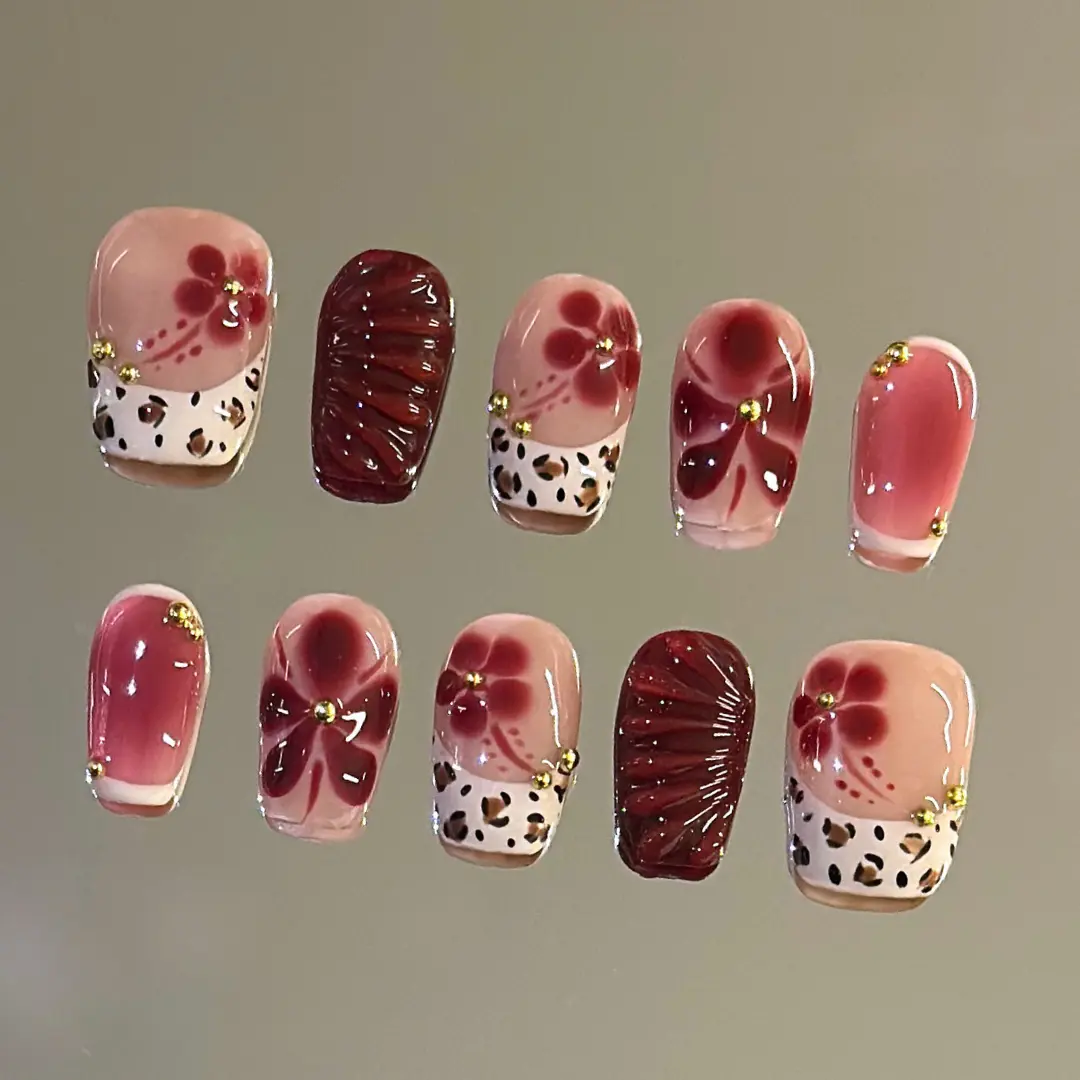 NailVesta WILD BERRY – 100% Handcrafted 3D Press-On Nails | Reusable, Long-Lasting, Salon-Quality