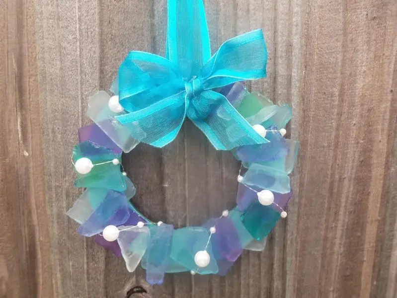Sea Glass Wreath, Sea Glass Ornament, Coastal Ornament, Nautical, 4" Wide